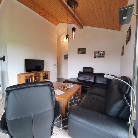 Ferienhaus Vier Pfoten Schweiburg Екстериор снимка