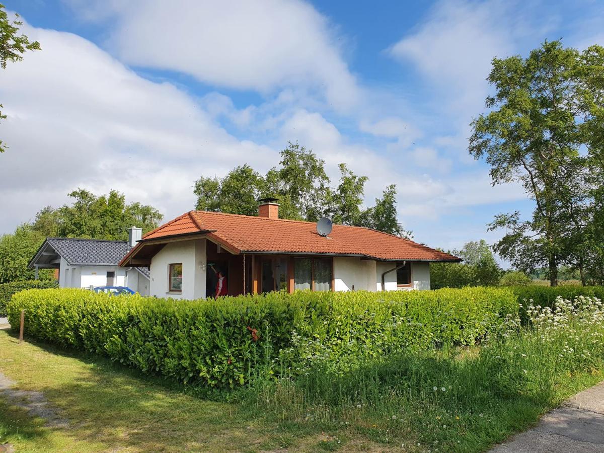 Ferienhaus Vier Pfoten Schweiburg Екстериор снимка